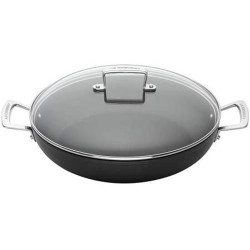 CAÇAROLA LE CREUSET ALUM. ANTIAD. BAIXA TNSPRO30 COM TAMPA( 30 cm - Alumínio forjado anodizado - 3,6 Litros ) CAÇAROLA LE CREUSET ALUM. ANTIAD. BAIXA TNSPRO30 COM TAMPA( 30 cm - Alumínio forjado anodizado - 3,6 Litros )